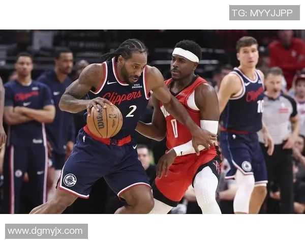 火箭与快船西半决赛第六场第三节精彩对决回顾与分析